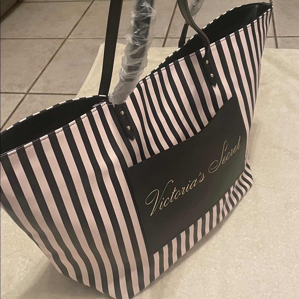 NWT Victoria's Secret Striped Black Tote - Picture 3 of 7